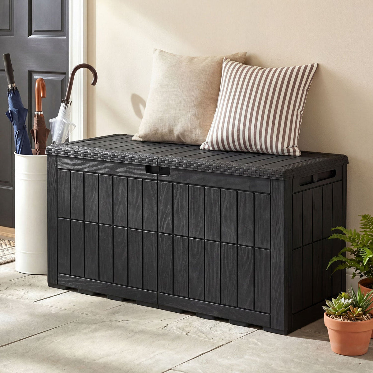 100 Gallon Outdoor Deck Box with Lockable Lid